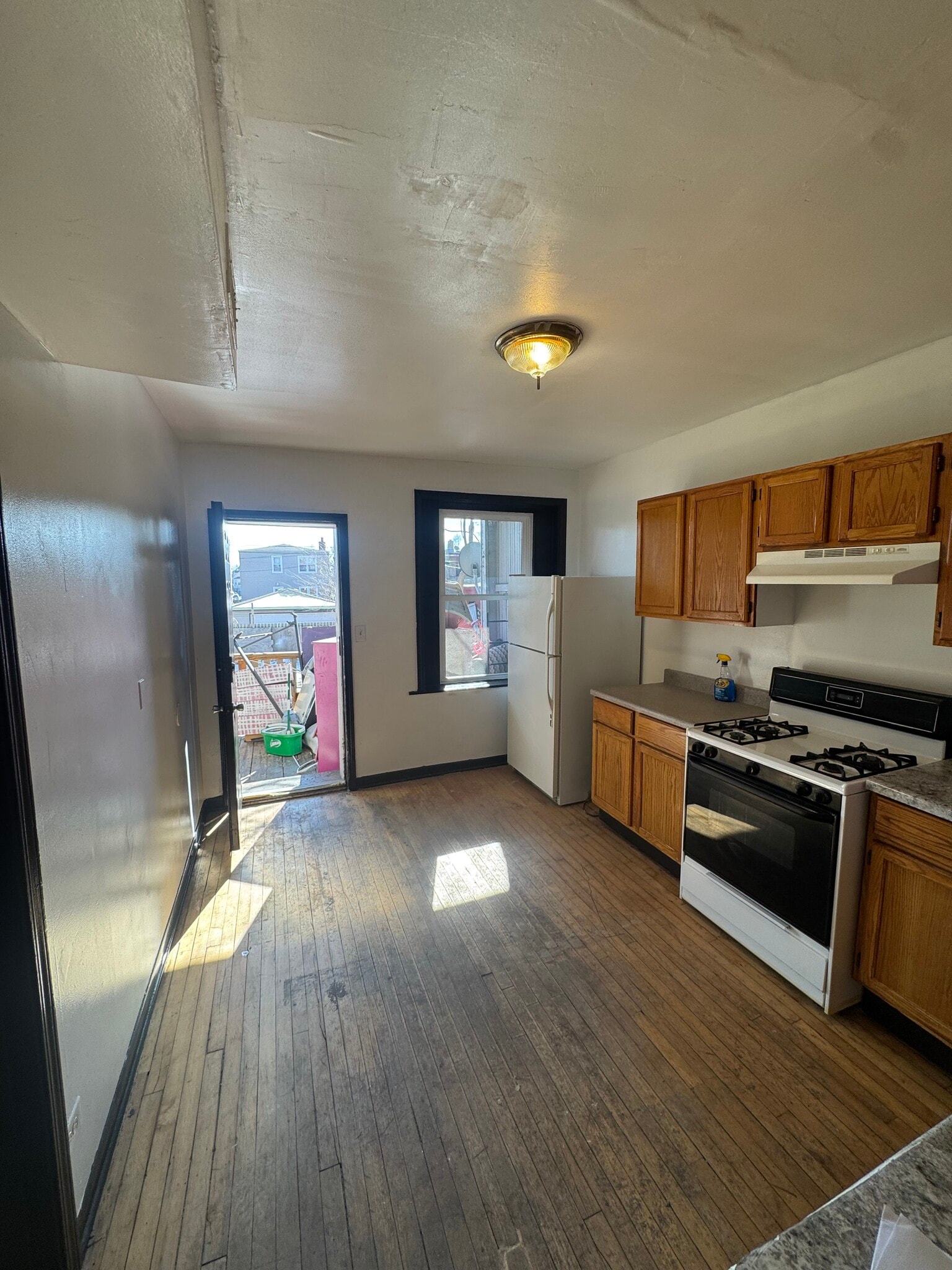 Building Photo - 4251 W Haddon Ave