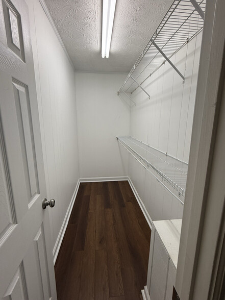 Building Photo - 2481 Elk Way