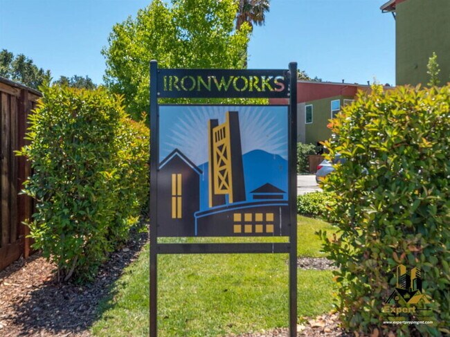 Building Photo - 797 Krypton Ct