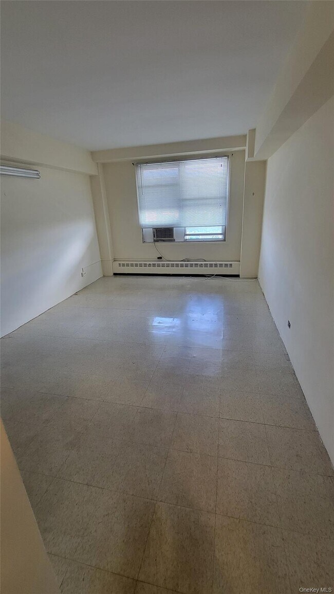 Building Photo - 97-07 63rd Rd