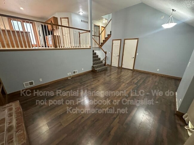 Building Photo - 15139 W 132nd St