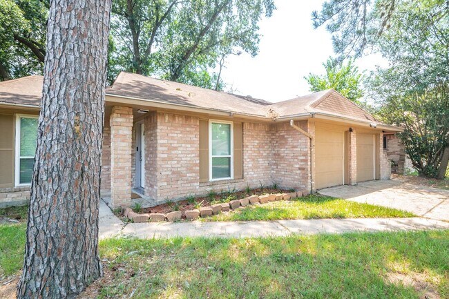 Building Photo - 2155 Twinbrooke Dr