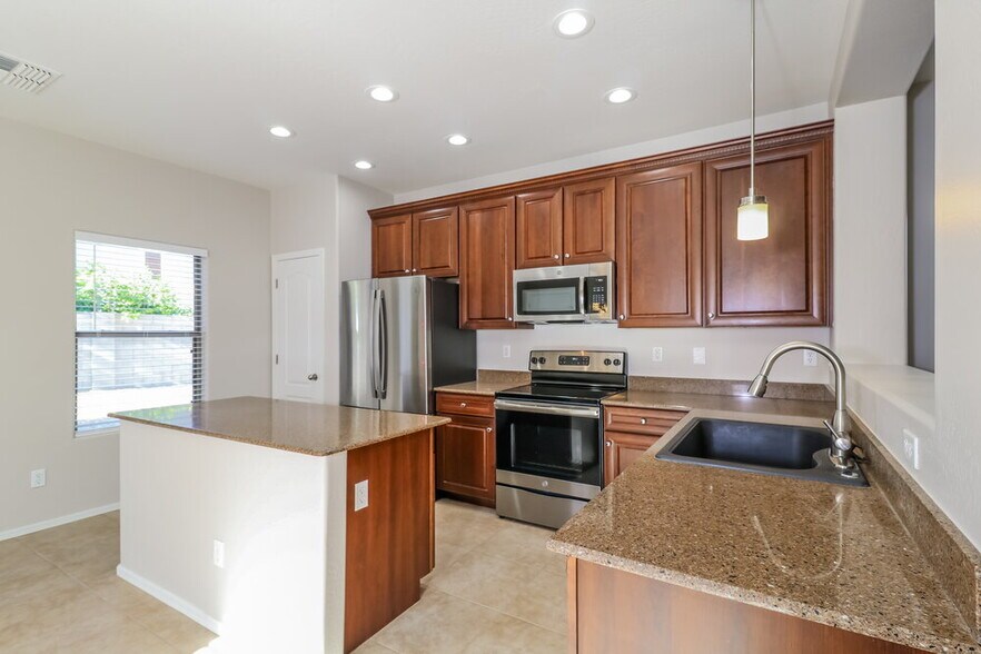 Building Photo - 18514 W Udall Dr
