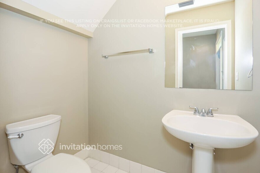 Building Photo - 7775 Springfield Lake Dr