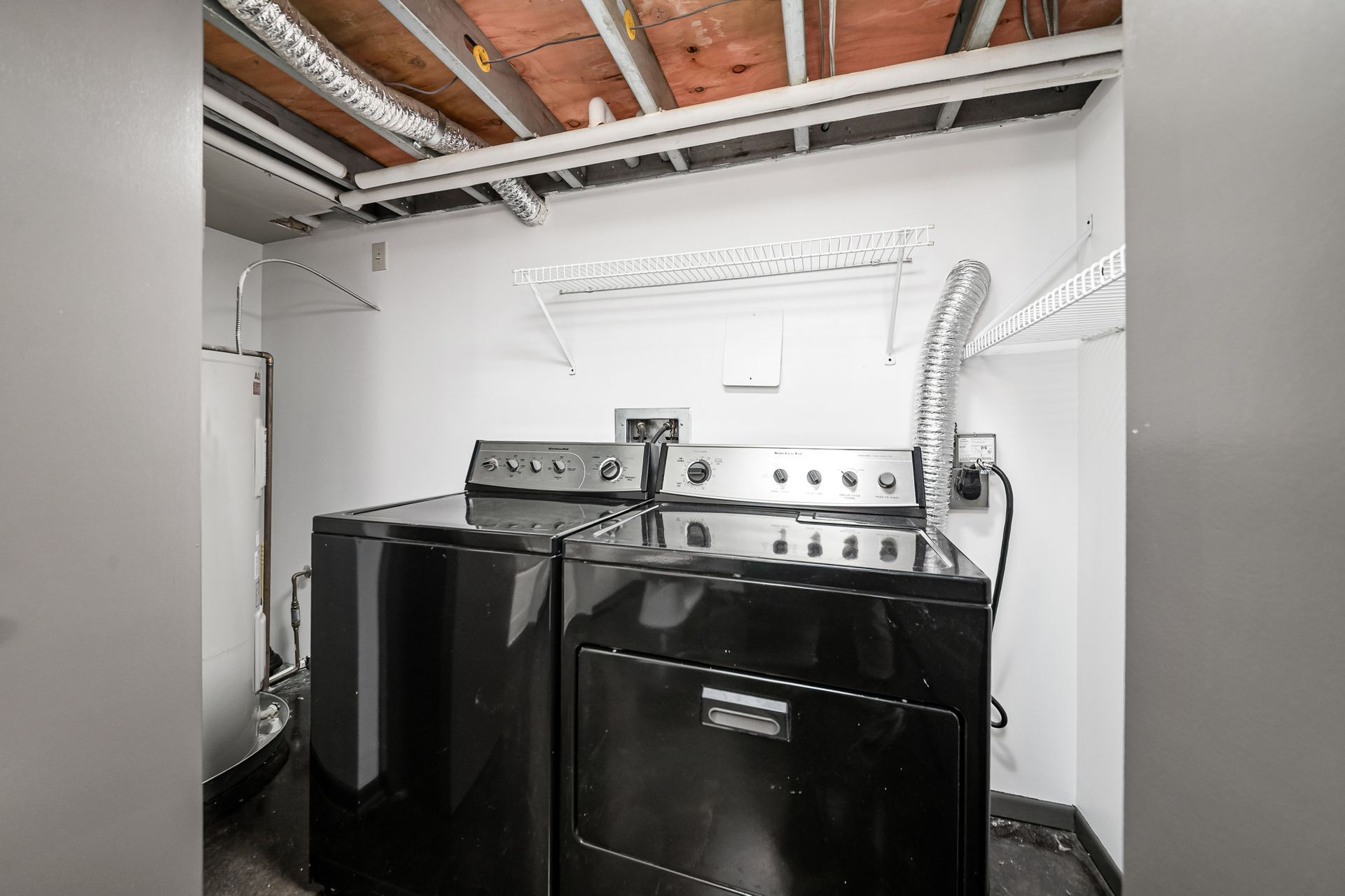 Building Photo - 110 N 3rd St