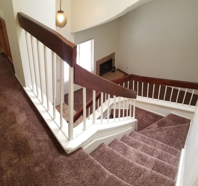 Building Photo - EXCELLENT TEMPE UNIT TOWNHOME AVAILABLE!!!