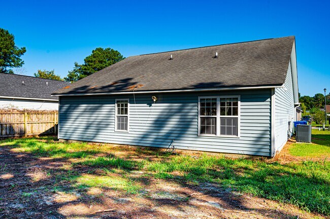 Building Photo - 155 Jer Mar Dr