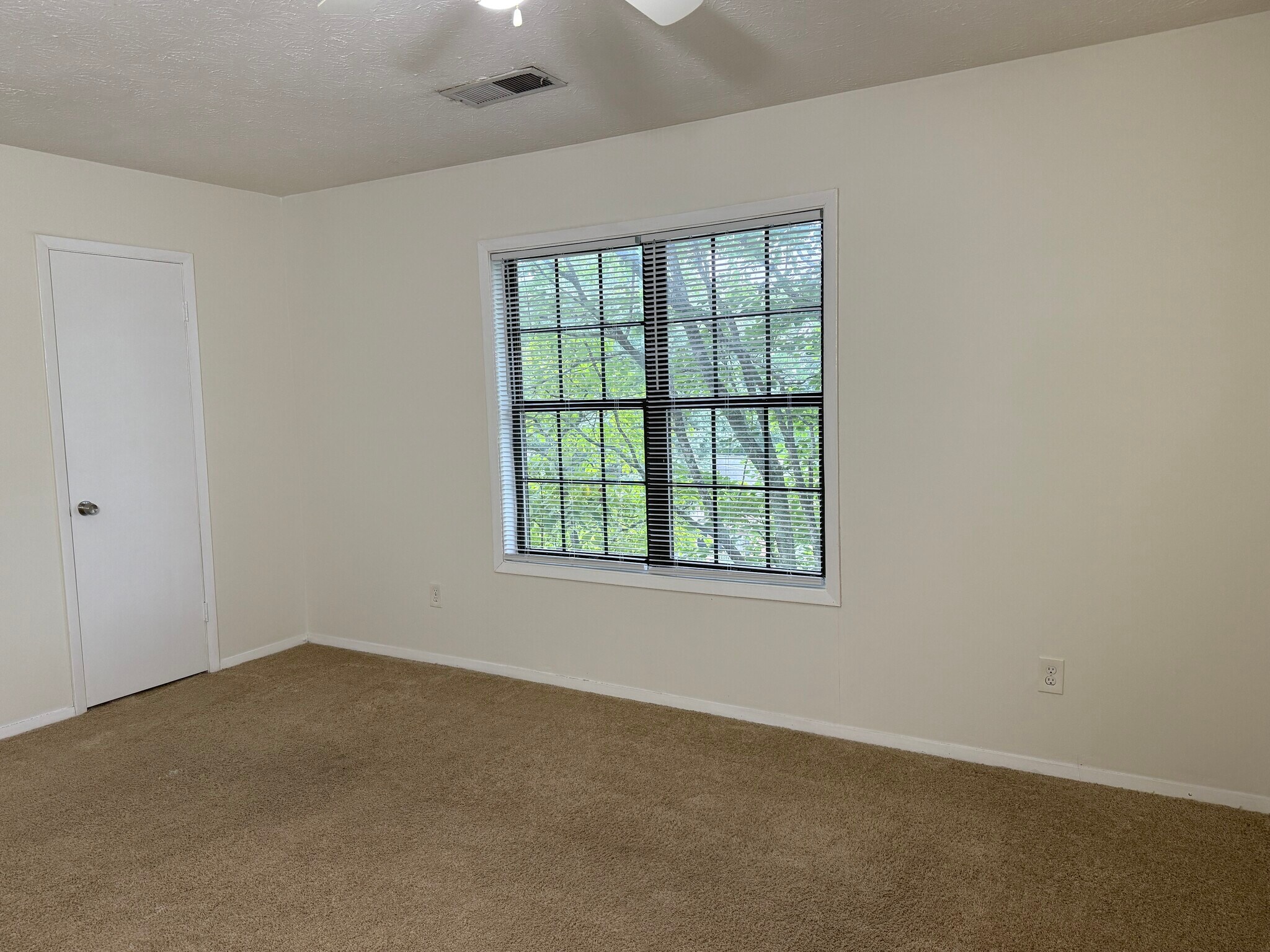 Building Photo - 3062 Destin Cir
