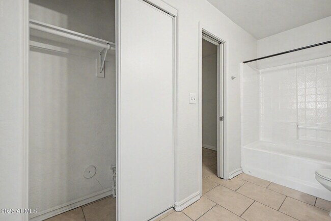 Building Photo - 3126 N 68th St