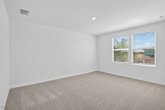 Building Photo - 19525 Fairhill Ct