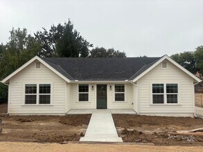 Building Photo - 2720 Campo Rd