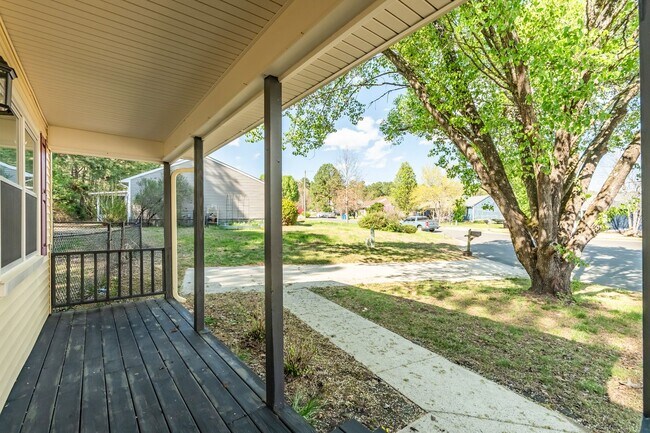 Building Photo - Single Family Home in South Durham- Available Now