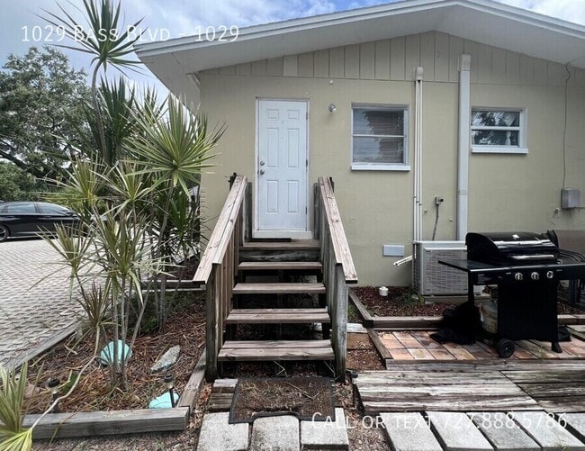 Building Photo - 1029 Bass Blvd