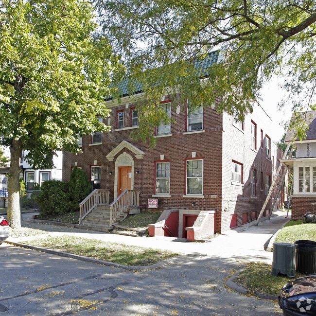 Building Photo - 831-833 College Ave - 12 Family (ACE PROPERTY)