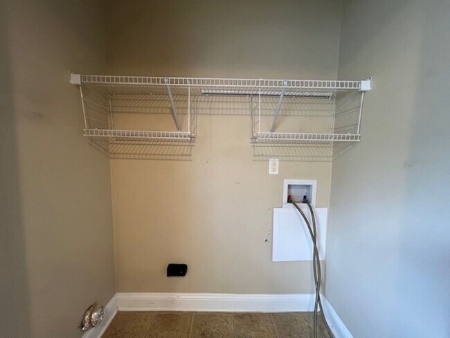 Building Photo - Oakleaf Home For Rent