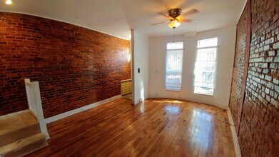 Building Photo - 1714 Holbrook St