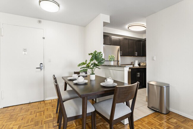 Building Photo - 175 Freeman St