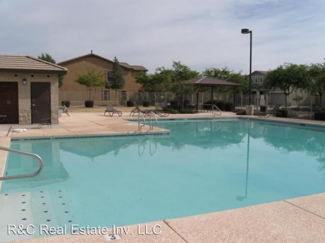 Building Photo - 21117 E Stonecrest Dr