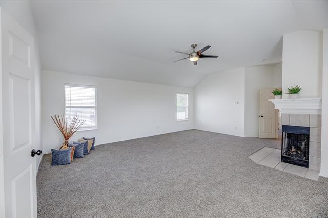Building Photo - 12347 Red Hawk Dr