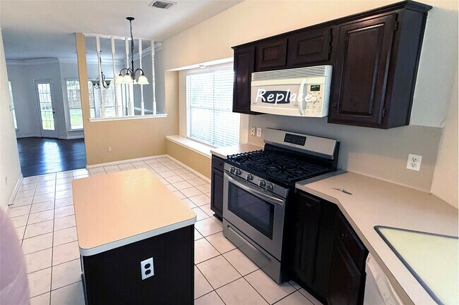 Building Photo - 3342 Oak Branch Ln