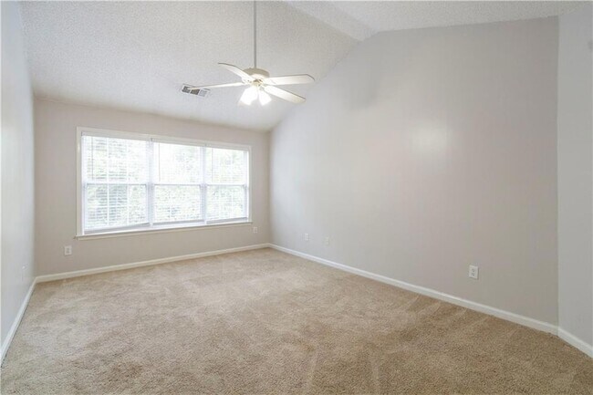 Building Photo - 3431 Chastain Glen Ln NE