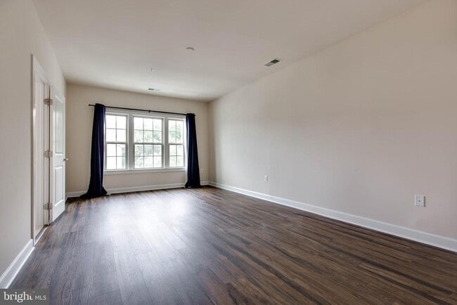 Building Photo - 7656 Telamon Wy