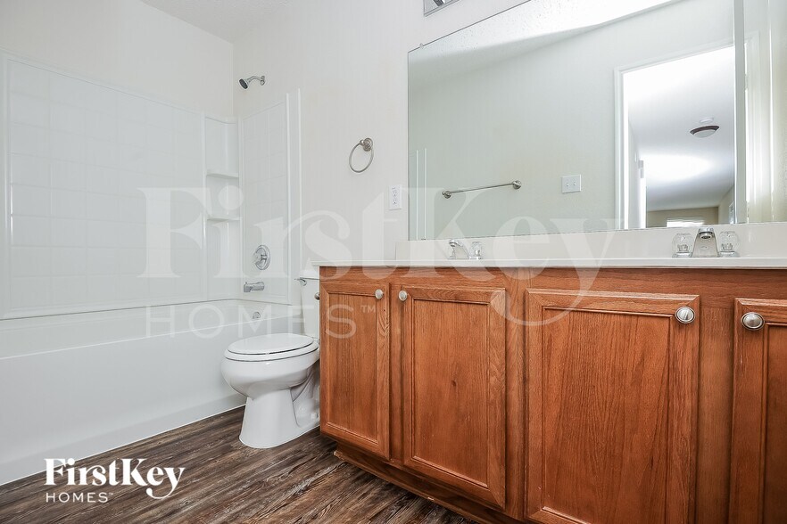 Building Photo - 4004 German Pointer Way