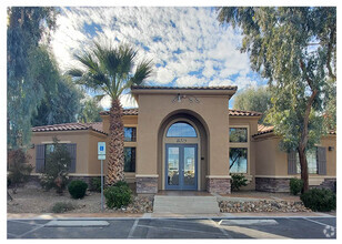 Building Photo - 2031 Hussium Hills St