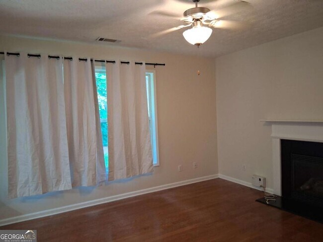 Building Photo - 7068 Littlebrook Way