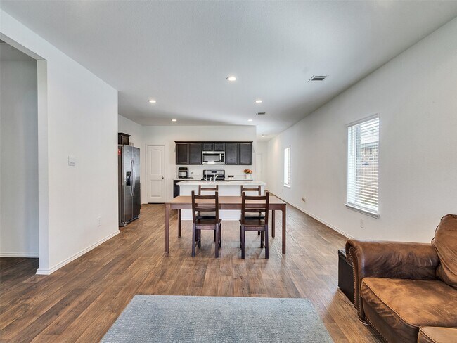 Building Photo - 14744 Hazel Br Dr