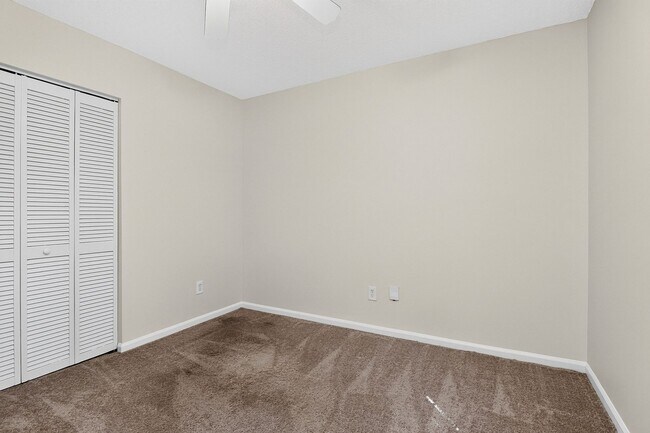 Building Photo - 7116 Markway Dr