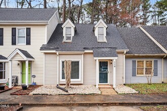 Building Photo - 110 Carriage House Trail