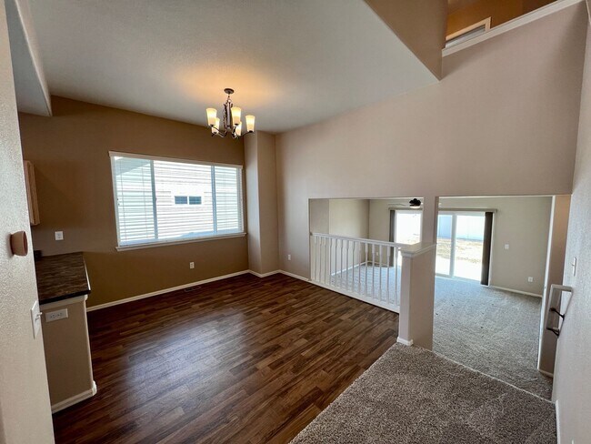 Building Photo - 1110 Tur St