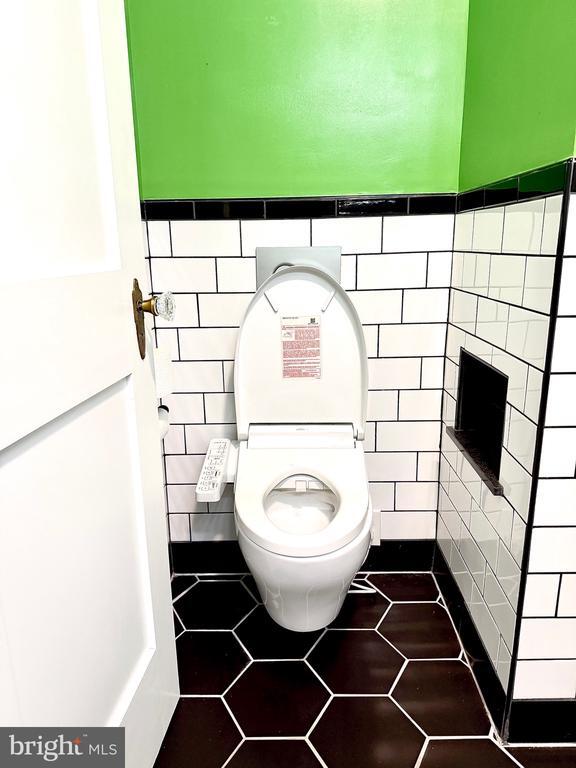 Building Photo - 1412 A St SE