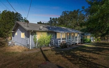 Building Photo - Peaceful Country Living in a Spacious Single-Story Home