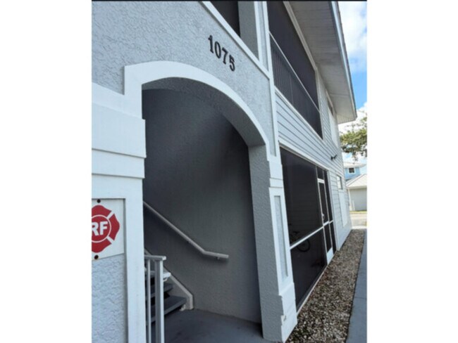 Building Photo - Application Fees Reimbursed Upon Move-In! ...