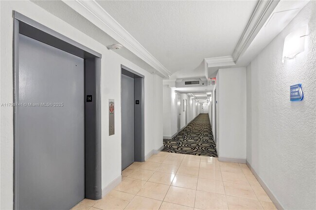 Building Photo - 401 69th St