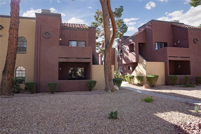 Building Photo - 4050 Pacific Harbors Dr