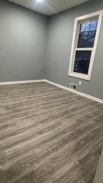 Building Photo - 356 S 19th St