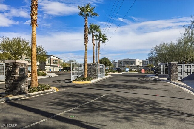 Building Photo - 4971 Aitana Ave