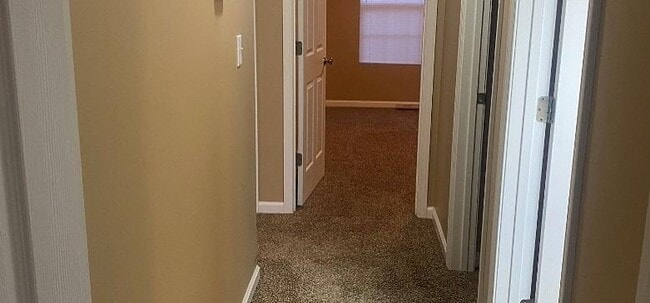 Building Photo - 3218 Putnam St