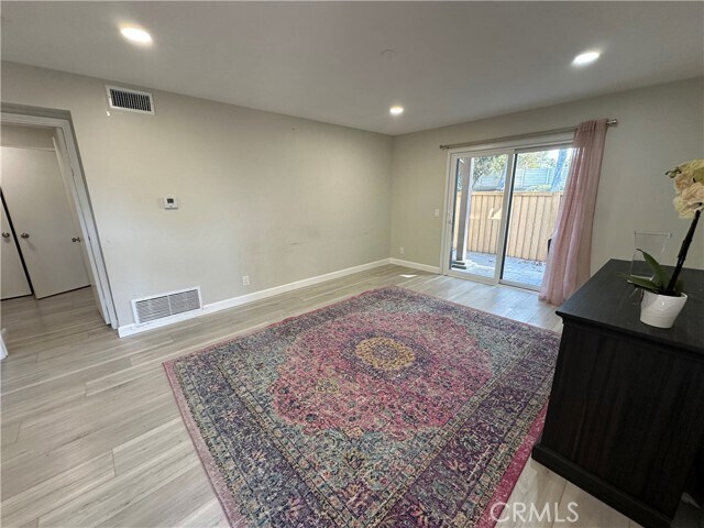 Building Photo - 156 Echo Run