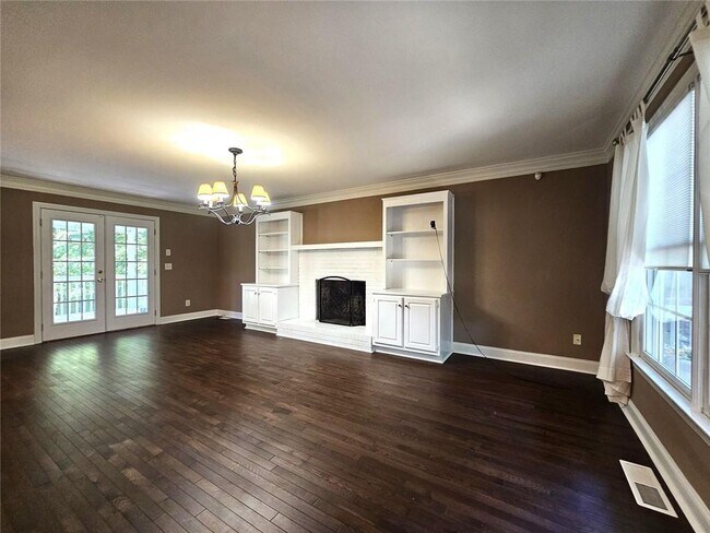 Building Photo - 1473 Mayfield Rd