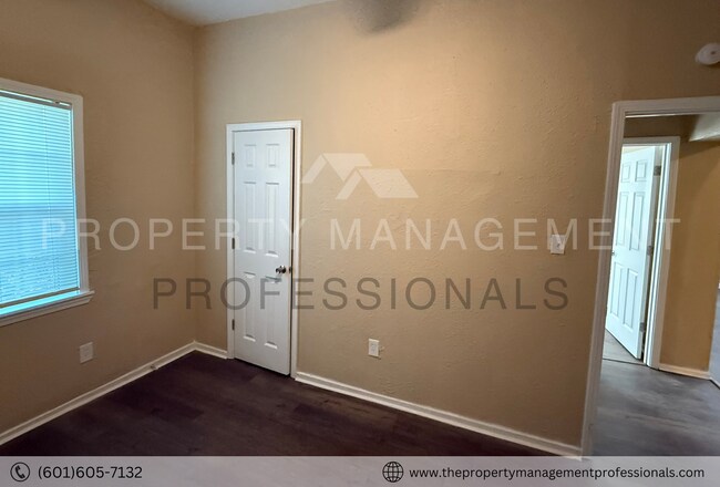 Building Photo - Cozy 3-Bedroom Home in a Convenient Location