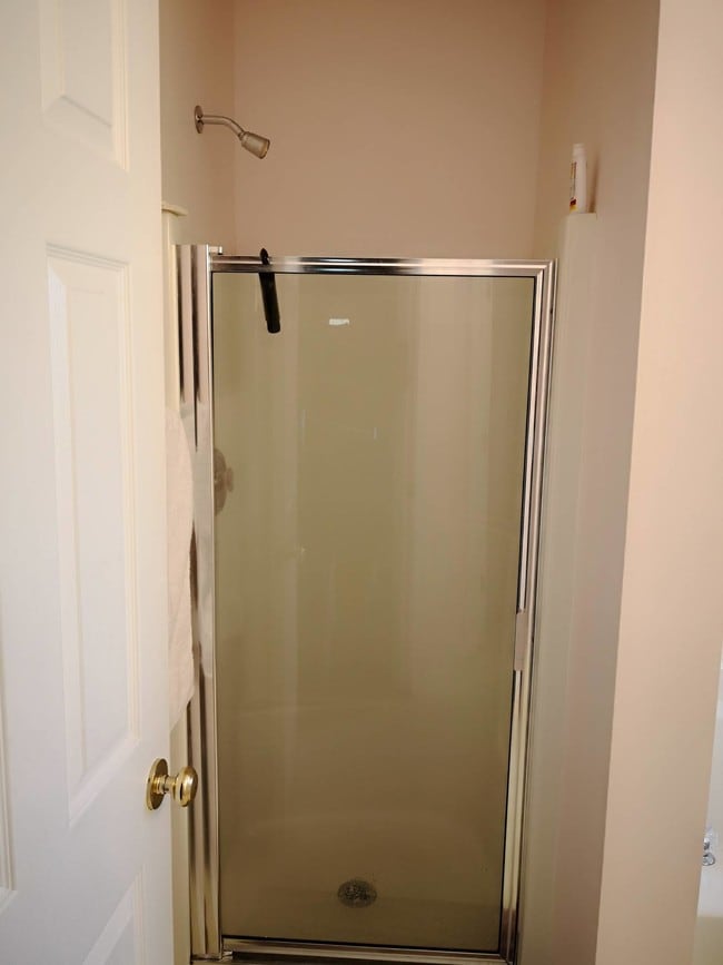 Building Photo - 17 Trailstream Dr