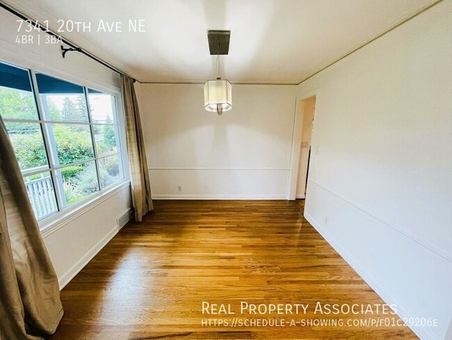 Building Photo - 7341 20th Ave NE