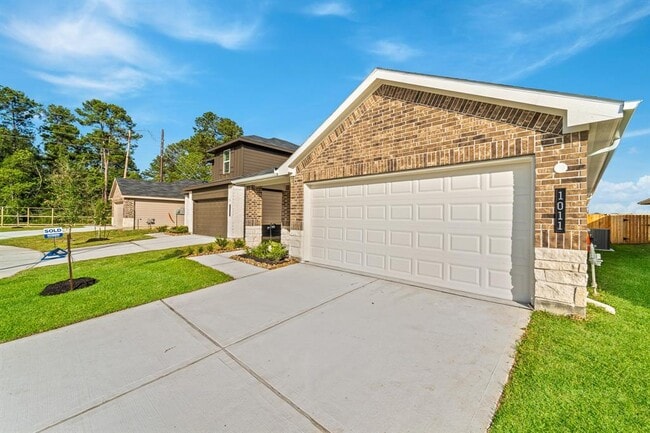 Building Photo - 1011 Vilana Ridge Ln