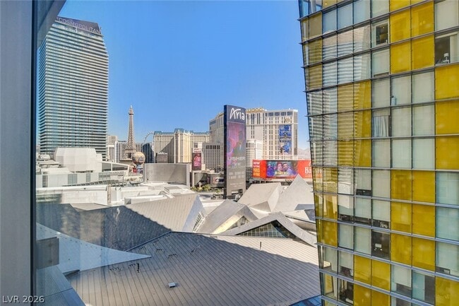 Building Photo - 3726 S Las Vegas Blvd