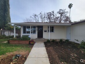 Building Photo - Clayton Valley Highlands Home