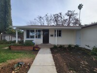 Building Photo - Clayton Valley Highlands Home